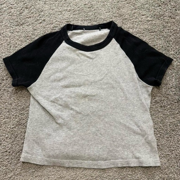 Brandy Melville Tops - Brandy Melville Black and Gray Short Sleeve Tee